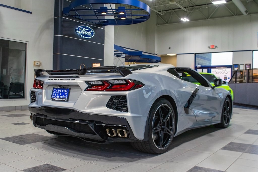 2021 Chevrolet Corvette Stingray 2LT photo 3