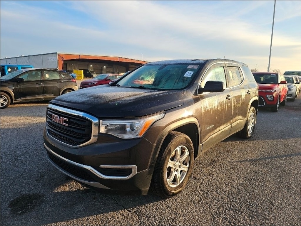 Used 2019 GMC Acadia SLE-1 SUV