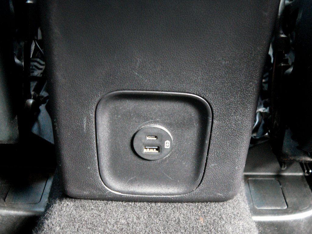 2022 Ford Escape Titanium - Photo 29