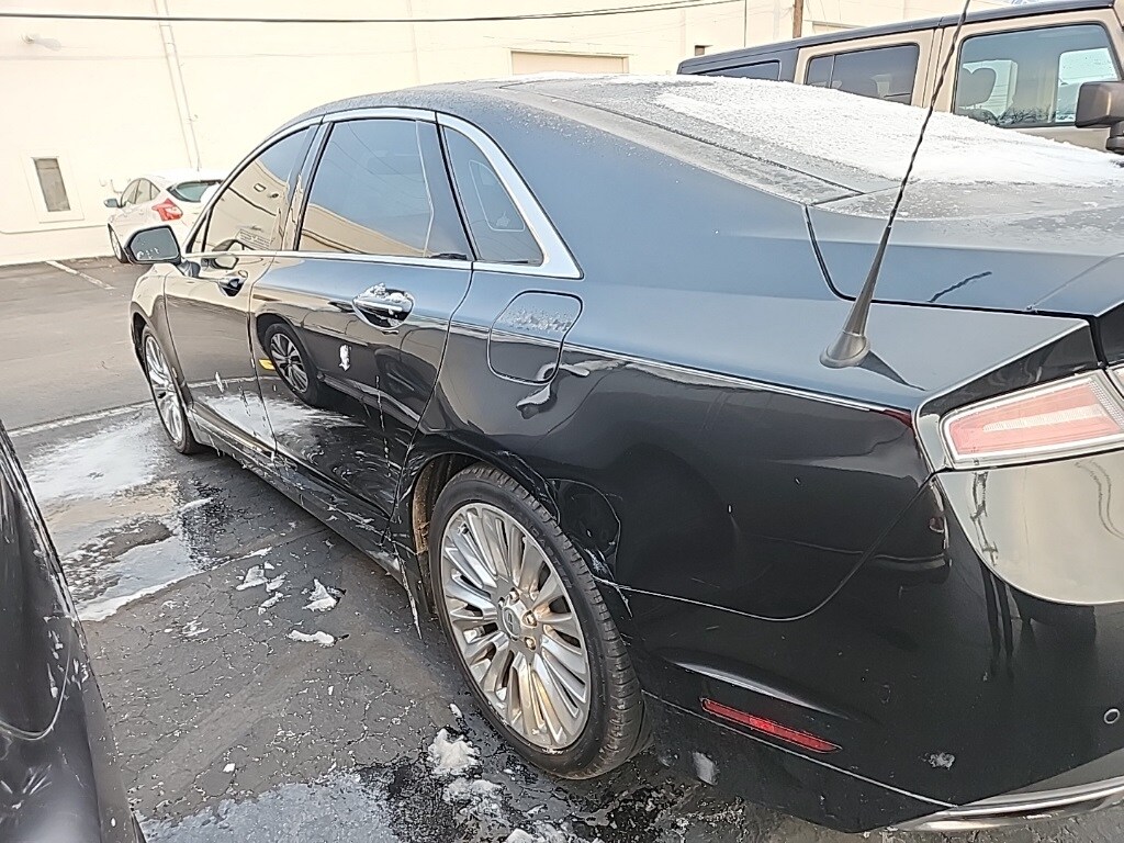 2014 Lincoln MKZ Base photo 4