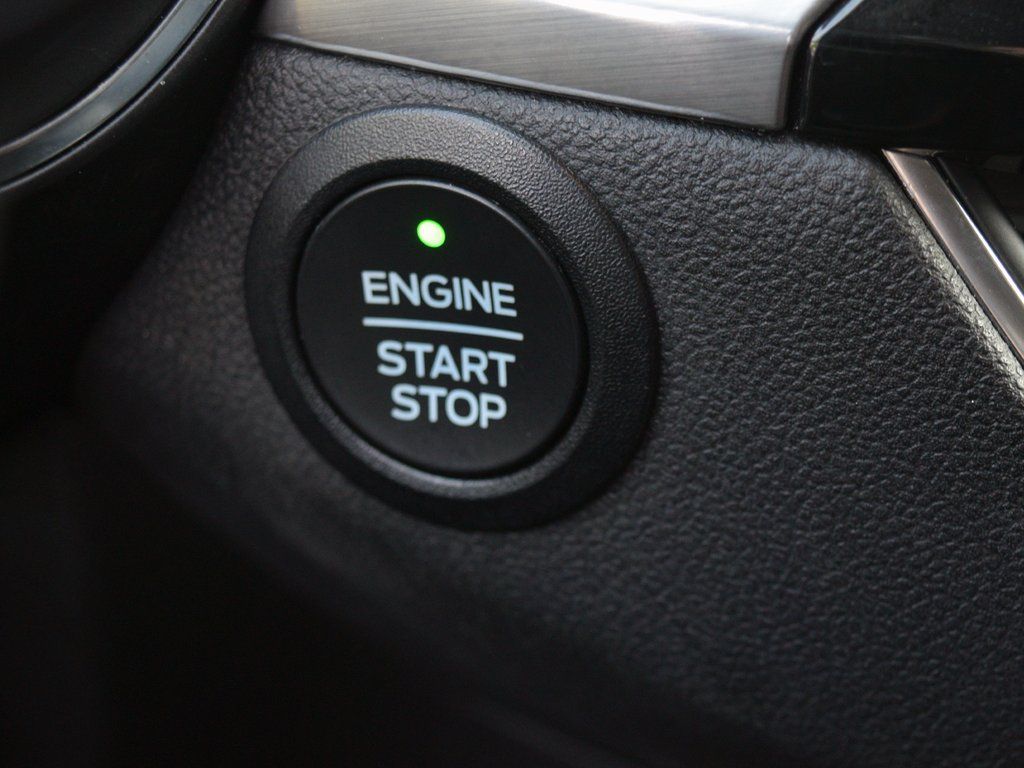 2022 Ford Escape Titanium - Photo 17