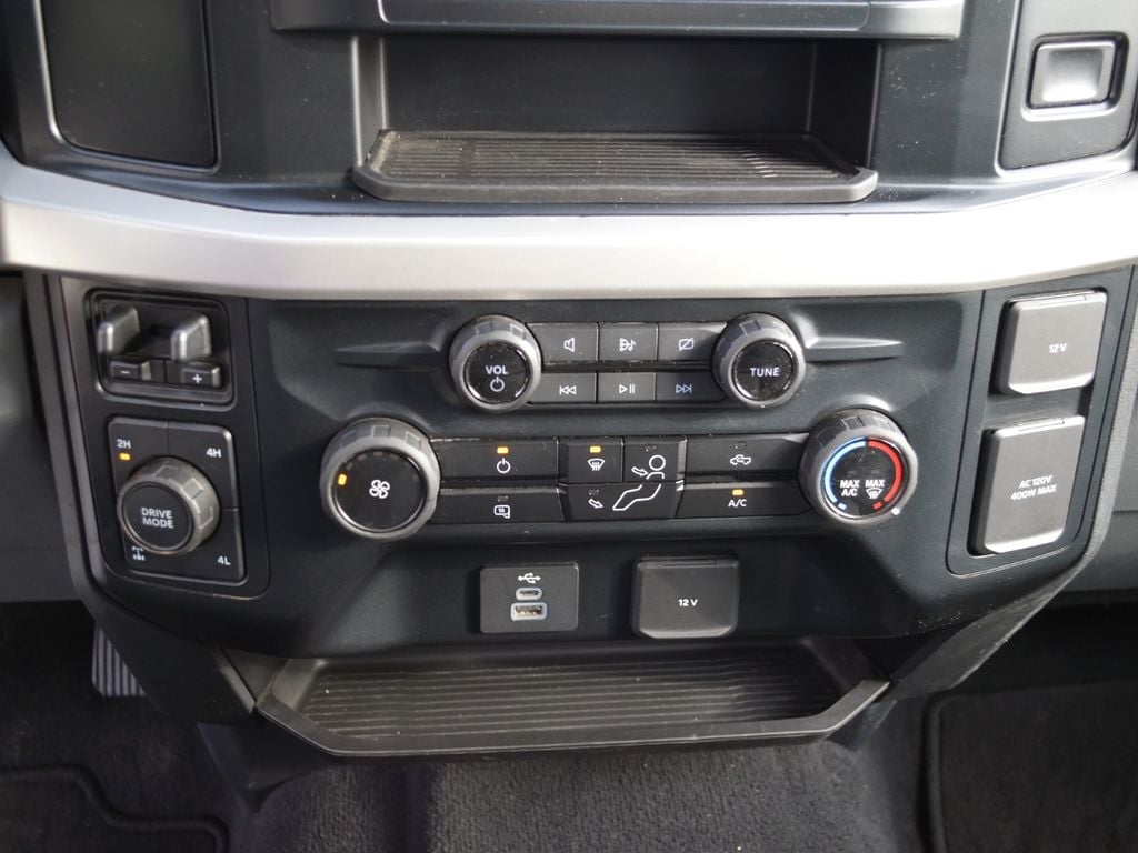 2023 Ford F-250 Super Duty XLT - Photo 19