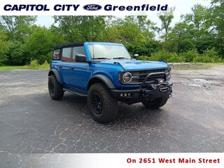 2023 Ford Bronco Base SUV