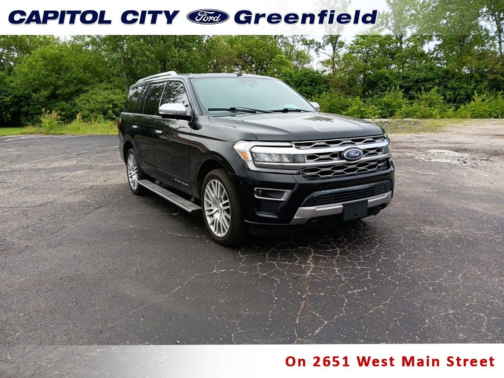 2023 Ford Expedition Platinum's photo