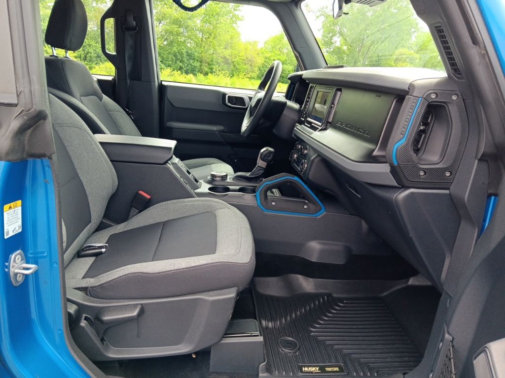 2023 Ford Bronco 4-Door Base - Photo 33
