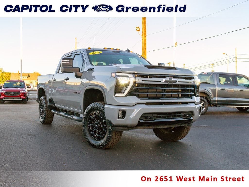 2024 Chevrolet Silverado 3500HD LT's photo