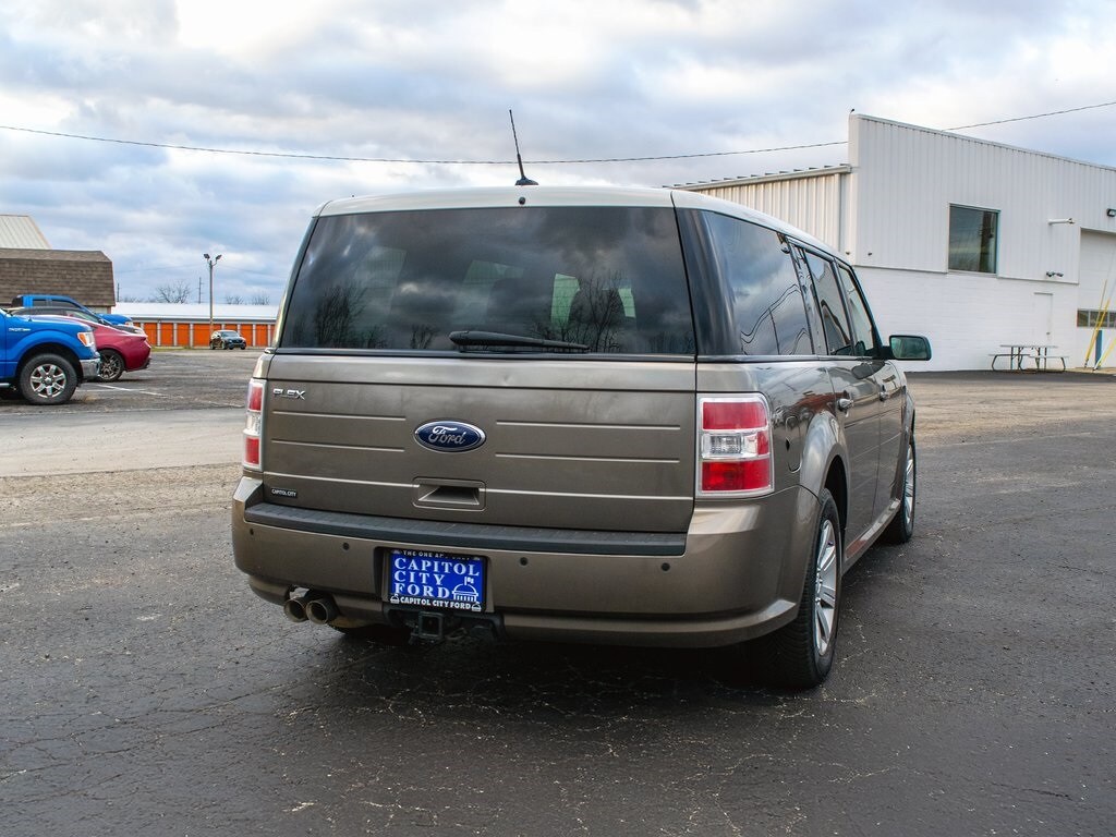 2012 Ford Flex SE photo 2
