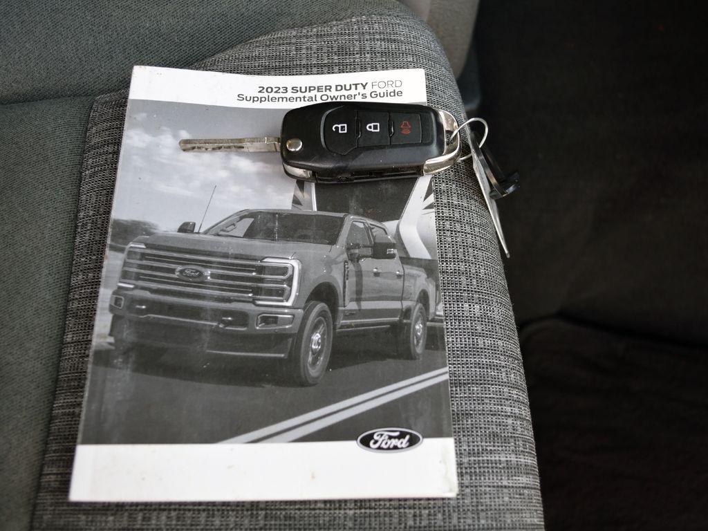 2023 Ford F-250 Super Duty XLT - Photo 36