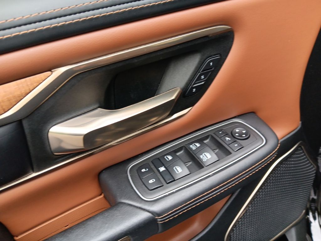 2022 RAM Ram 1500 Pickup Longhorn - Photo 27