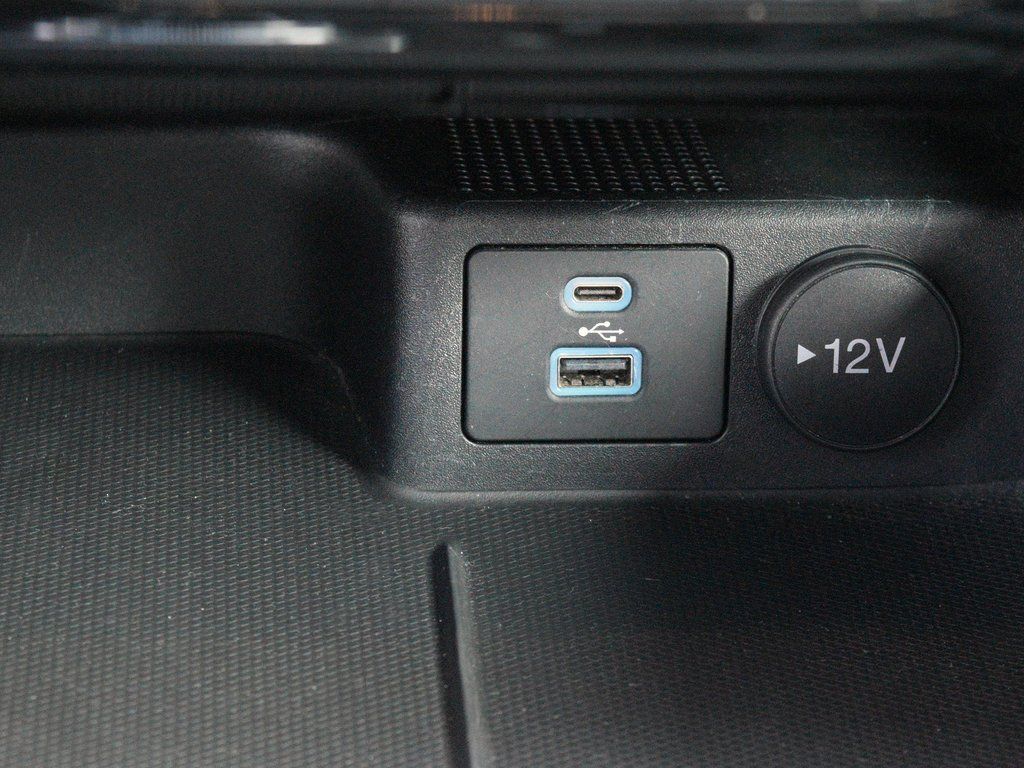 2022 Ford Escape Titanium - Photo 20