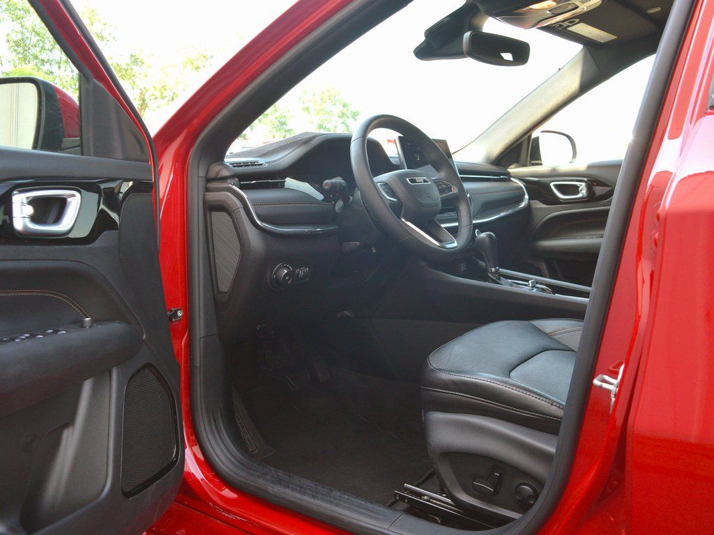 2023 Jeep Compass (RED) Edition - Photo 26