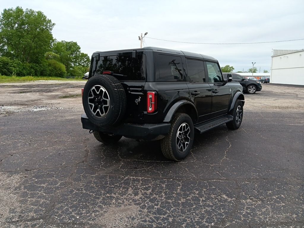 Used 2025 Ford Bronco Outer Banks SUV