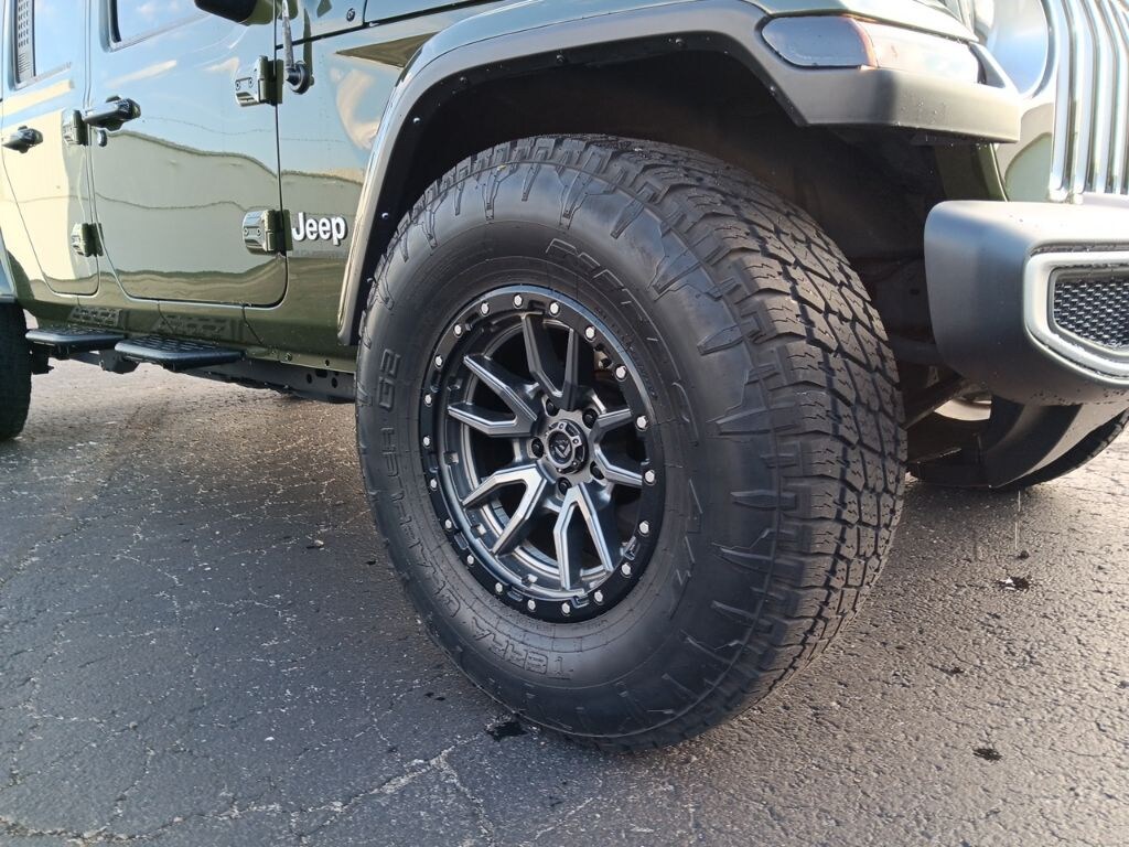 Used 2023 Jeep Gladiator Overland Truck