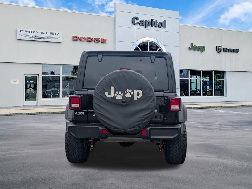 Used 2022 Jeep Wrangler Unlimited Willys SUV
