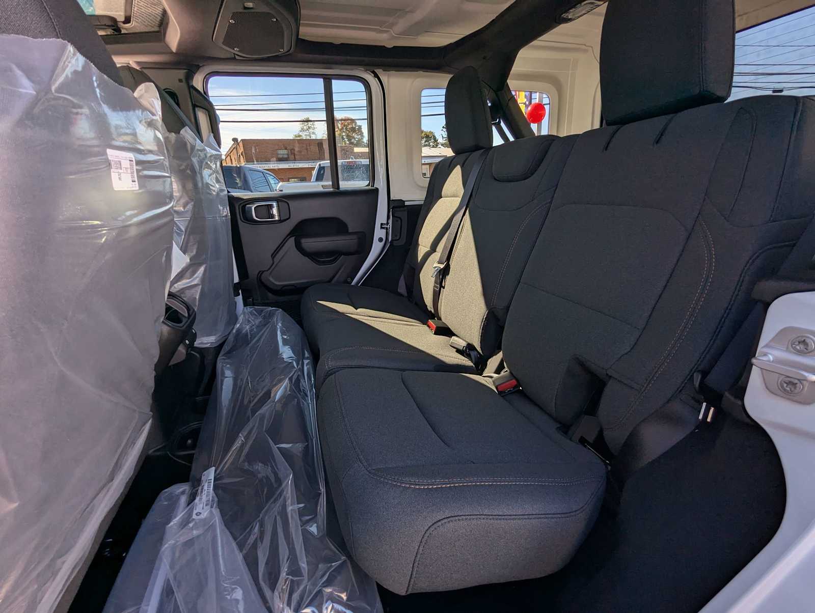 2026 Jeep Wrangler 4-Door Willys - Photo 18