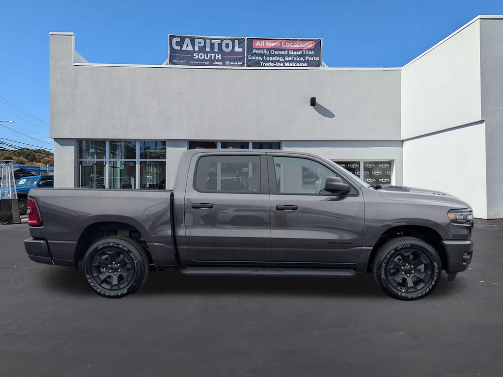 New 2026 Ram 1500 Express 4x4 Crew Cab 57 Box Pickup