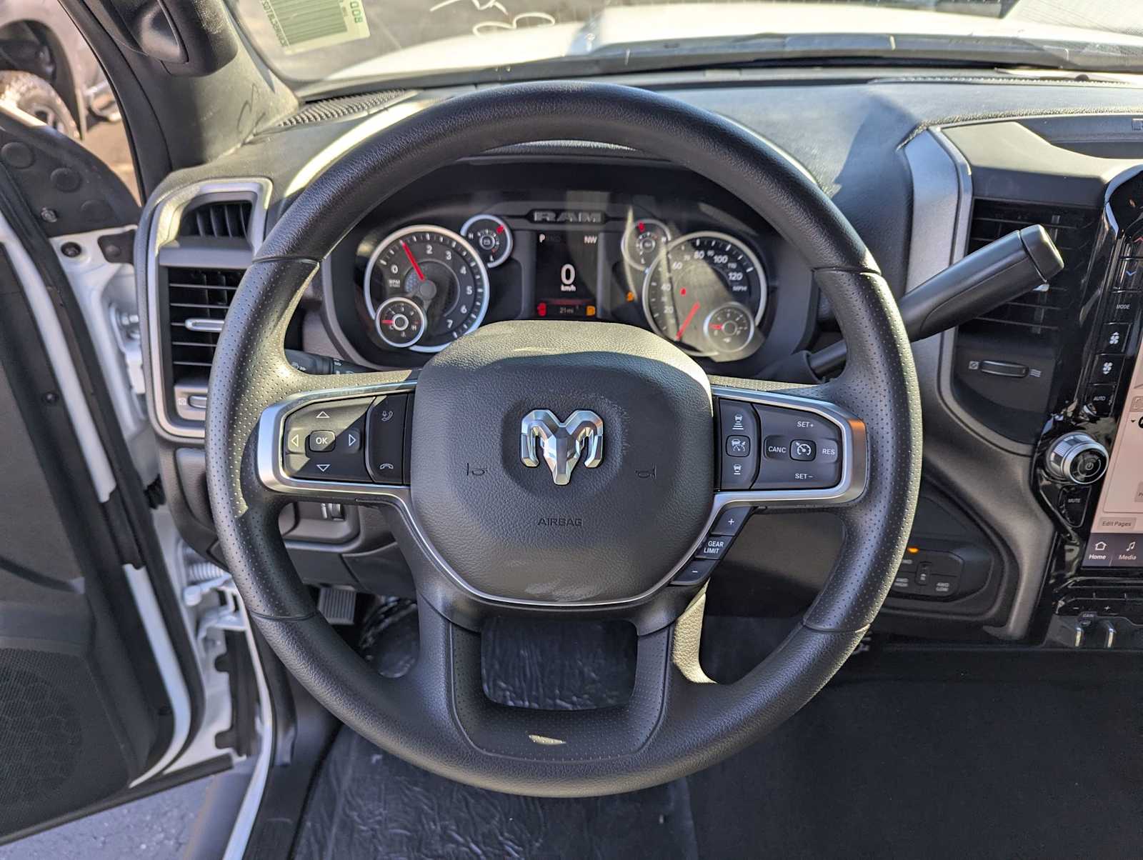 2026 RAM 2500 Tradesman - Photo 9