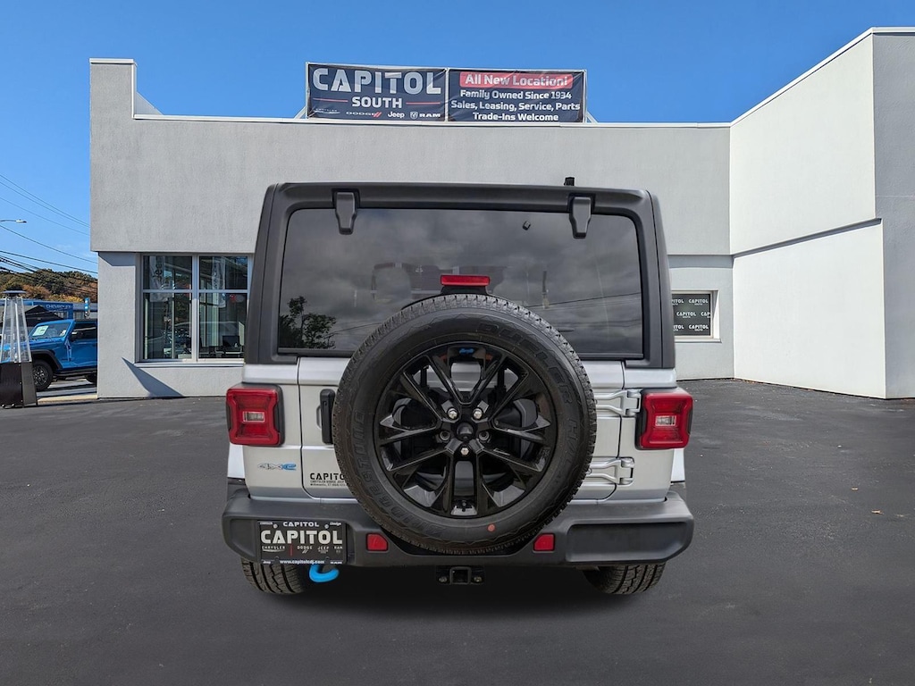 Used 2023 Jeep Wrangler 4xe Sahara SUV