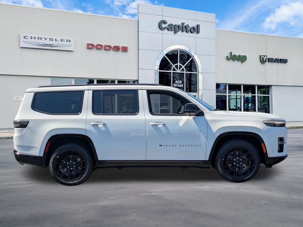 New 2026 Jeep Grand Wagoneer Limited Reserve Sport Utility