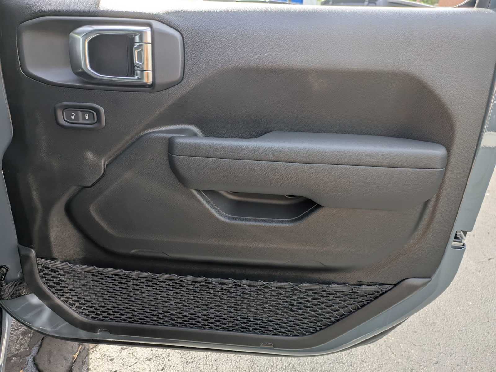2025 Jeep Wrangler 4-Door Sport S - Photo 35