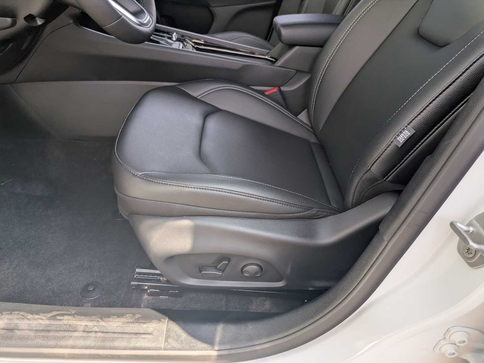 2025 Jeep Compass Limited - Photo 13