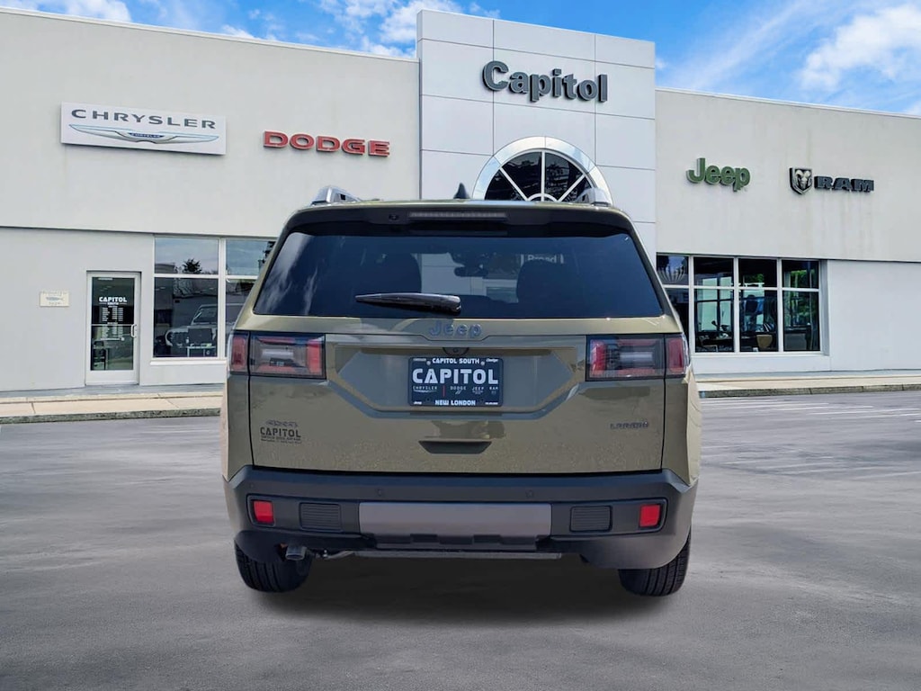 New 2026 Jeep Cherokee Laredo Sport Utility
