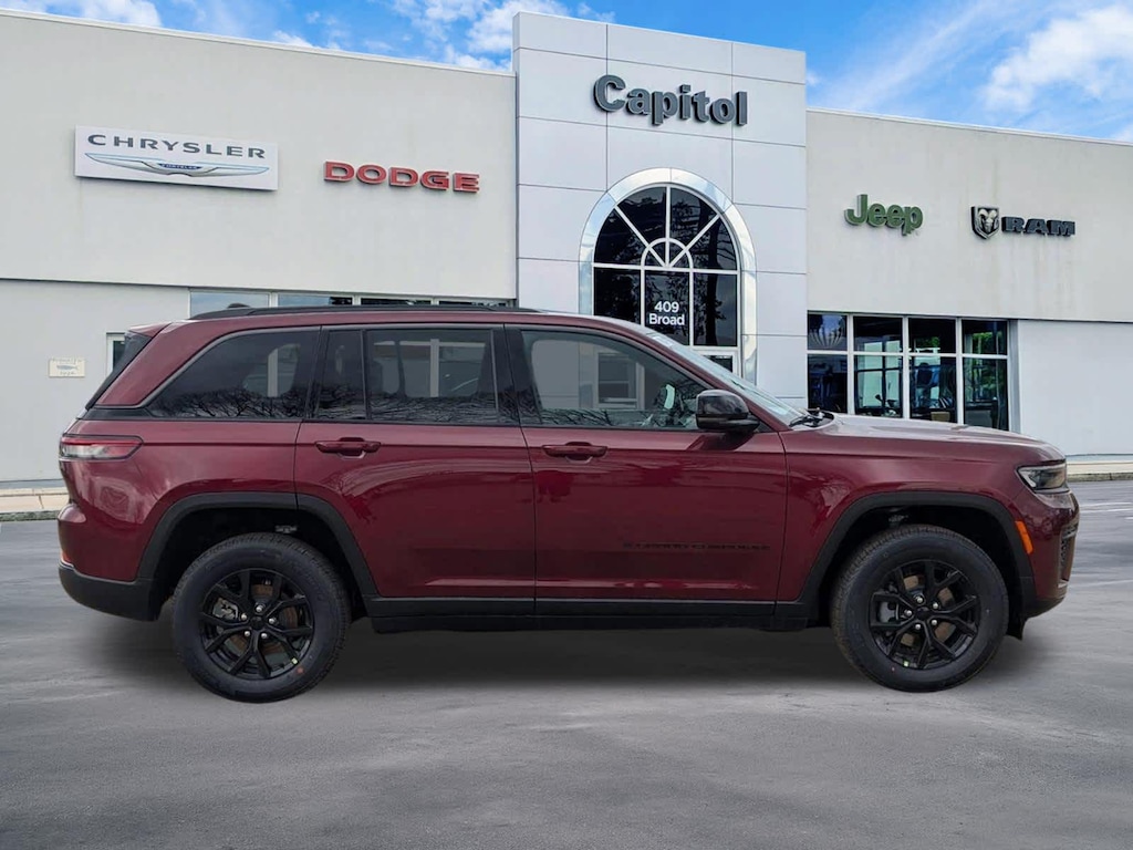 New 2026 Jeep Grand Cherokee LAREDO ALTITUDE 4X4 Sport Utility