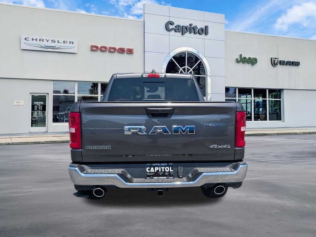 New 2026 Ram 1500 BIG HORN CREW CAB 4X4 5'7 BOX Pickup