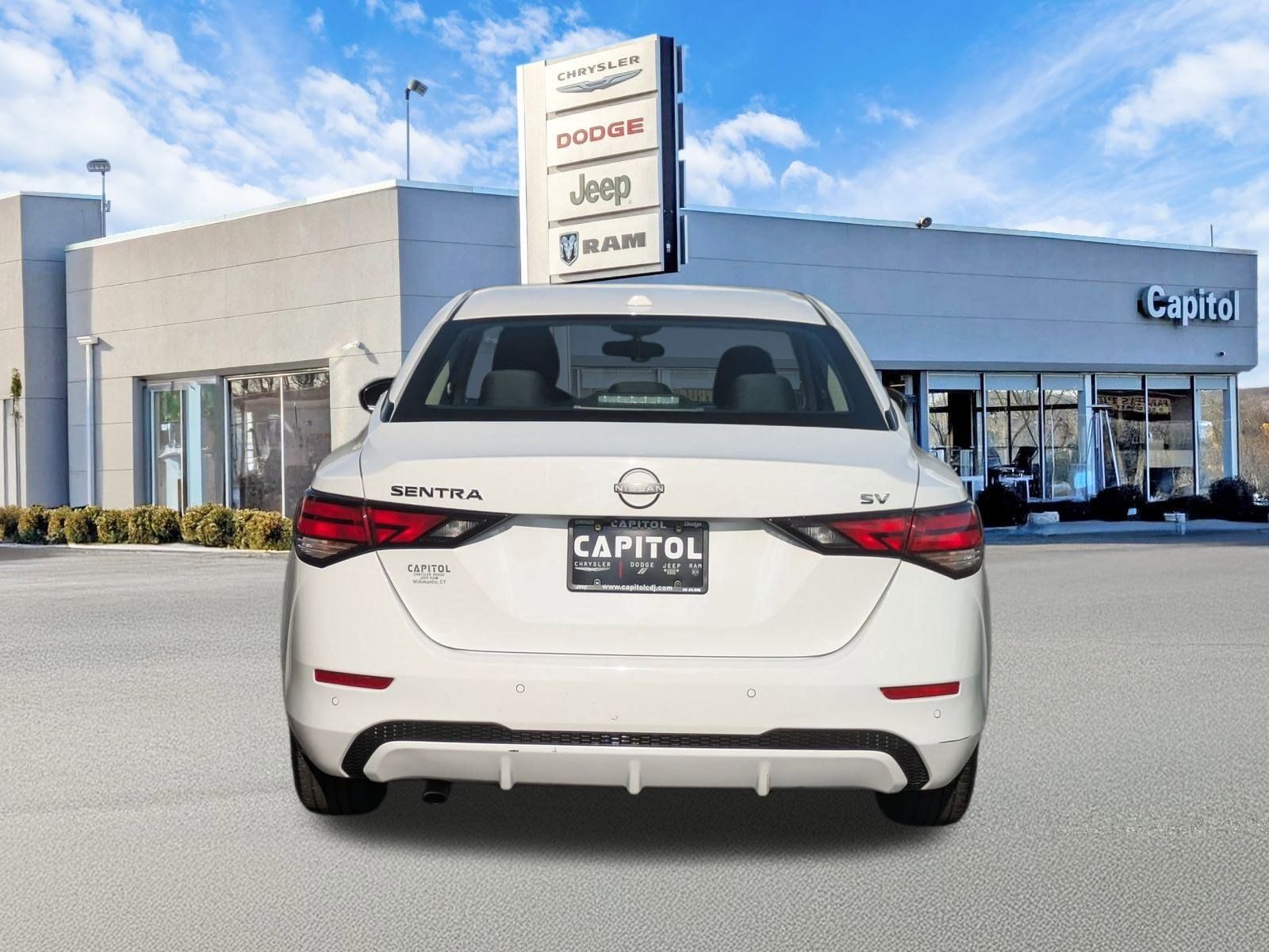 2024 Nissan Sentra SV photo 4