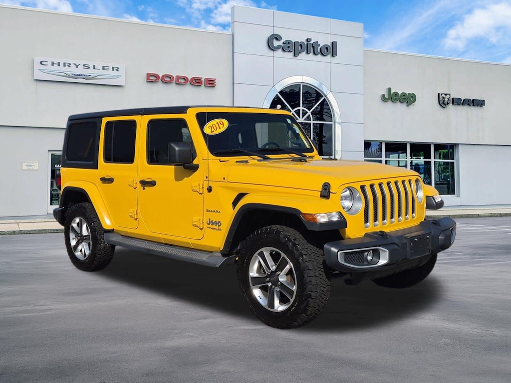 Used 2019 Jeep Wrangler Unlimited Sahara SUV