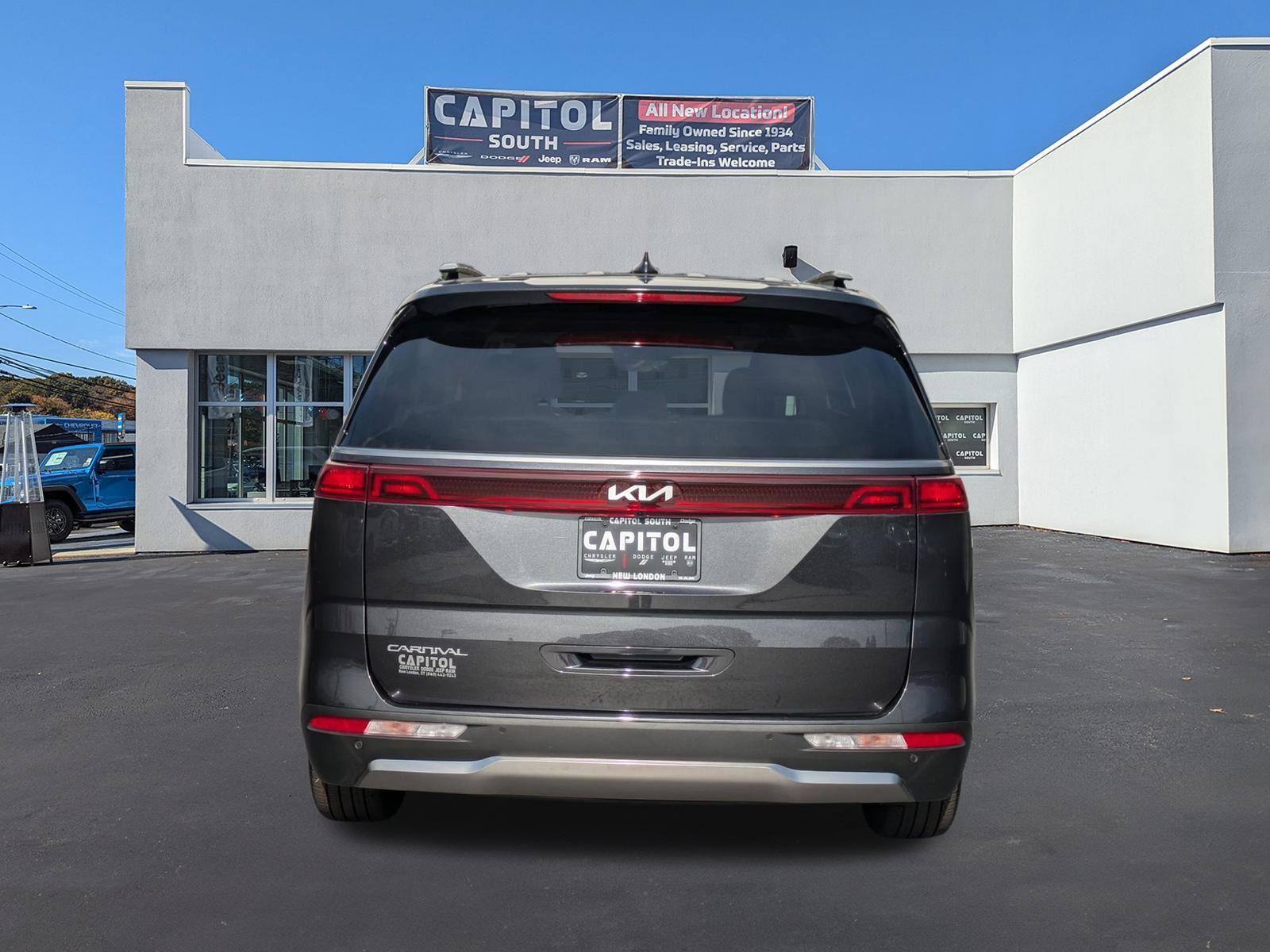 2024 Kia Carnival SX photo 4