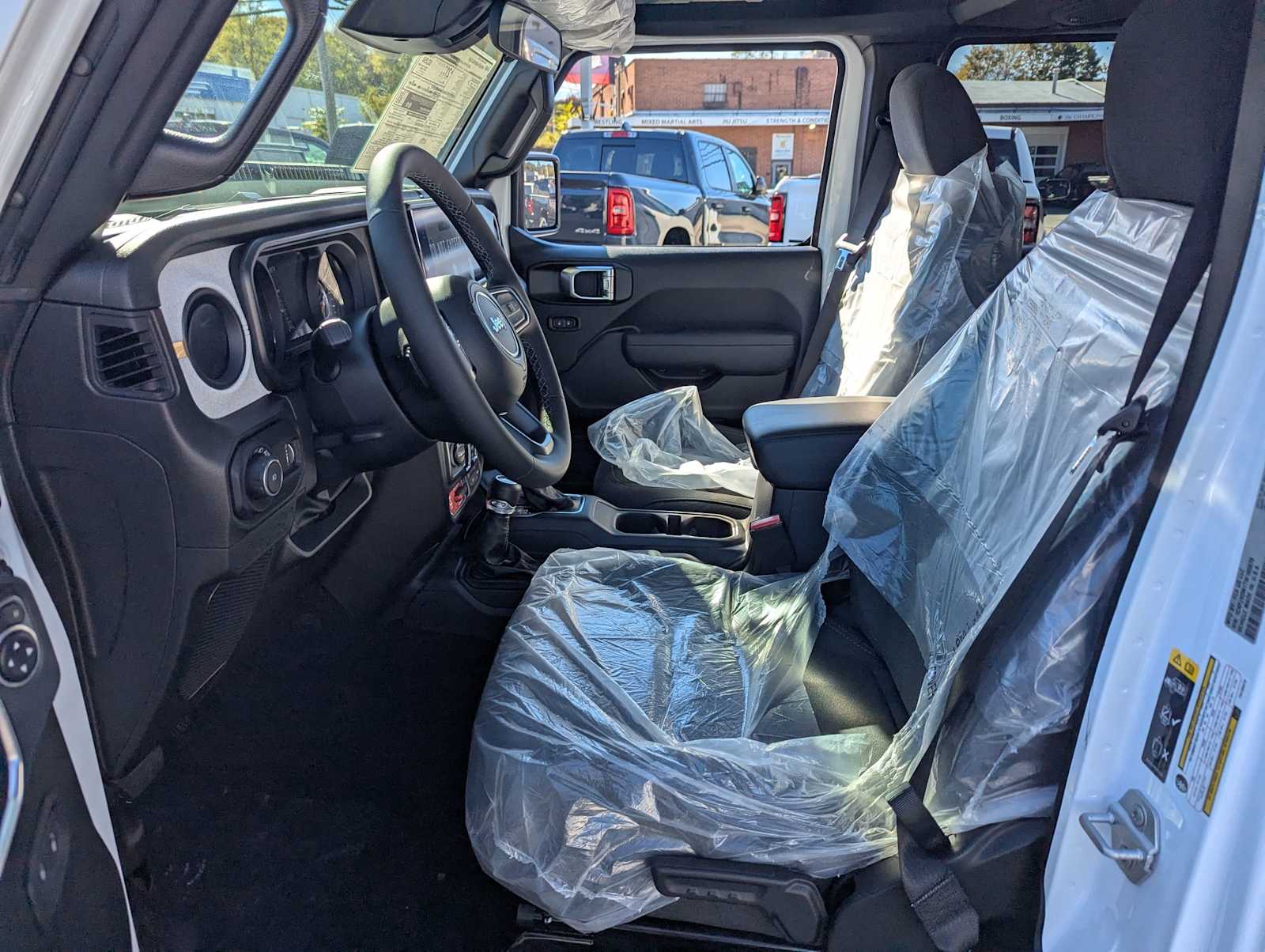 2026 Jeep Wrangler 4-Door Willys - Photo 7