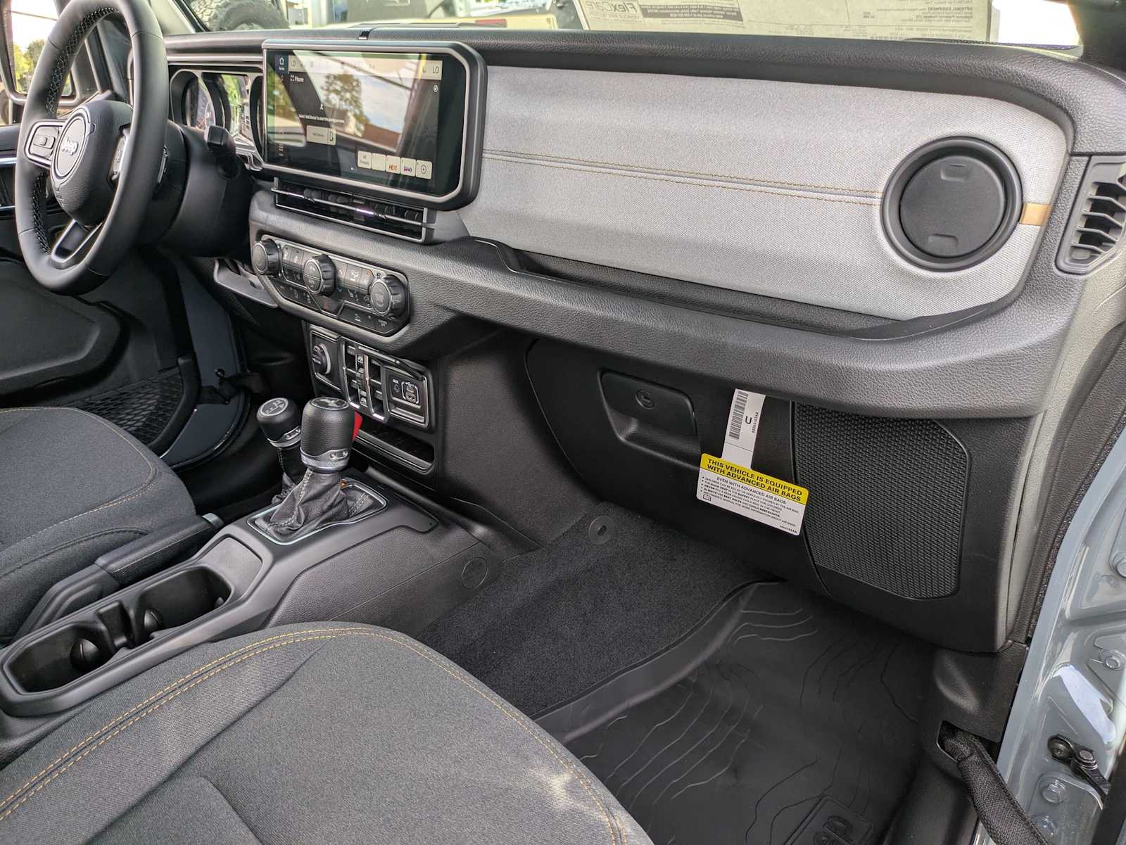 2025 Jeep Wrangler 4-Door Sport S - Photo 37