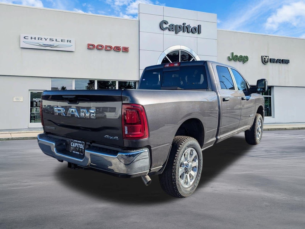 New 2026 Ram 2500 BIG HORN CREW CAB 4X4 6'4 BOX Pickup