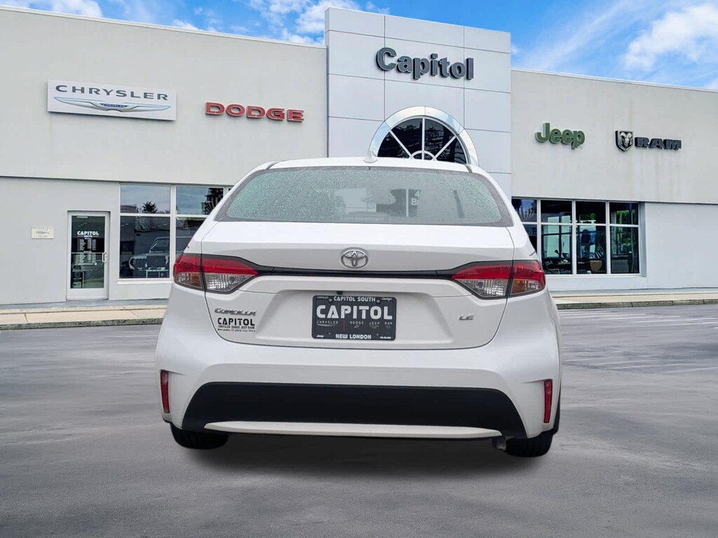 Used 2020 Toyota Corolla LE Sedan