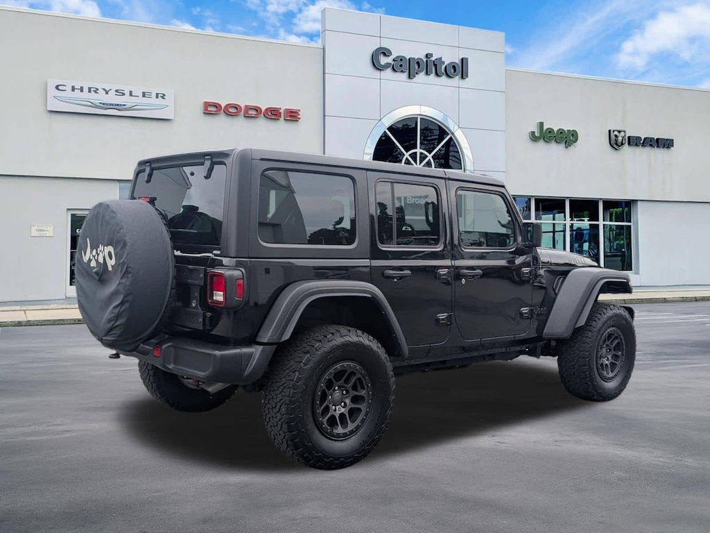 Used 2022 Jeep Wrangler Unlimited Willys SUV
