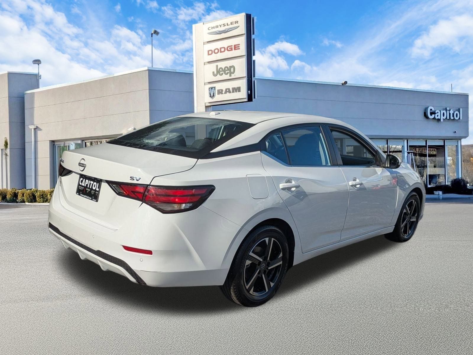 2024 Nissan Sentra SV photo 3