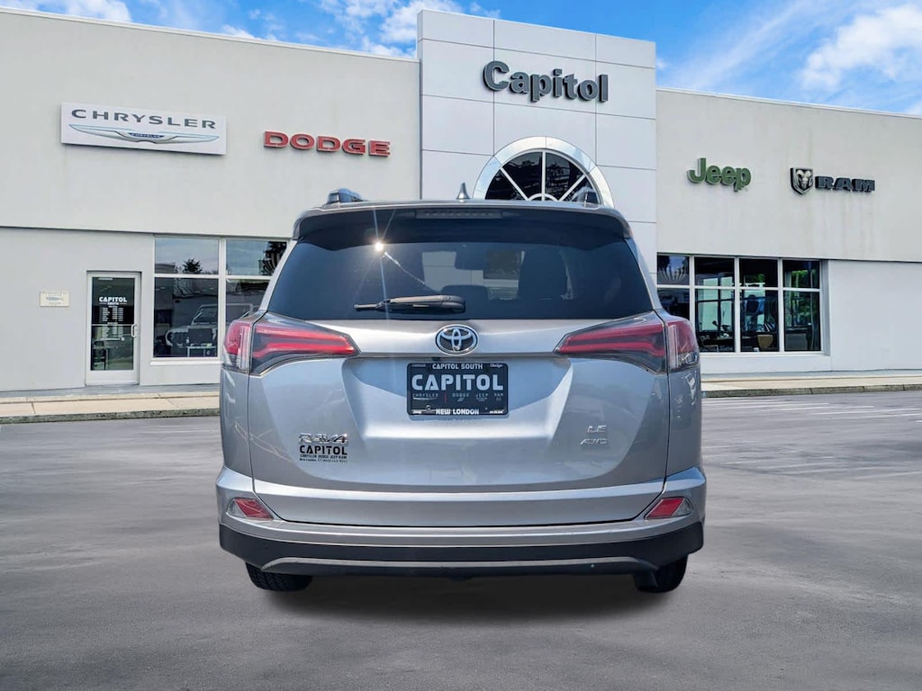 Used 2018 Toyota RAV4 LE SUV