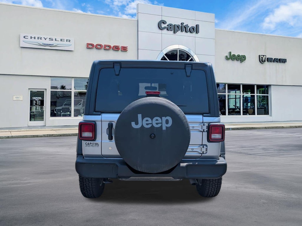 Used 2019 Jeep Wrangler Sport S SUV