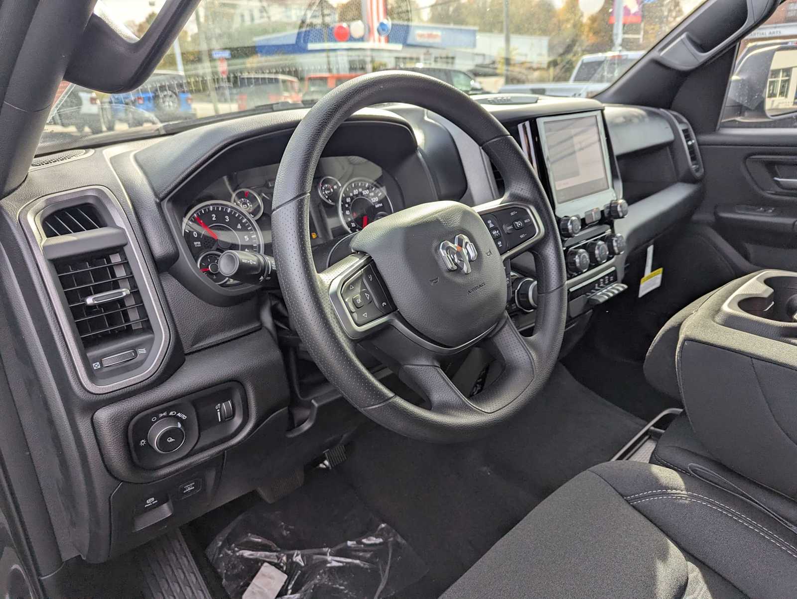 2026 RAM 1500 Tradesman - Photo 6