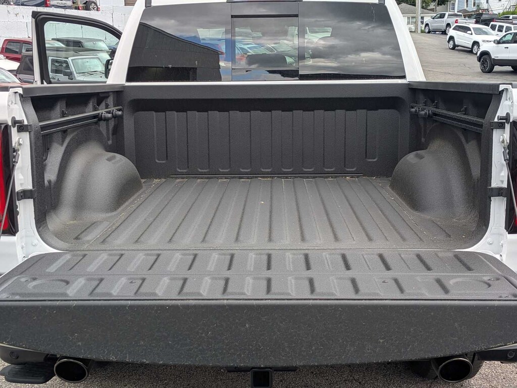 New 2026 Ram 1500 Big Horn 4x4 Crew Cab 57 Box Pickup