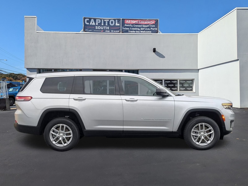 New 2025 Jeep Grand Cherokee L Laredo Sport Utility