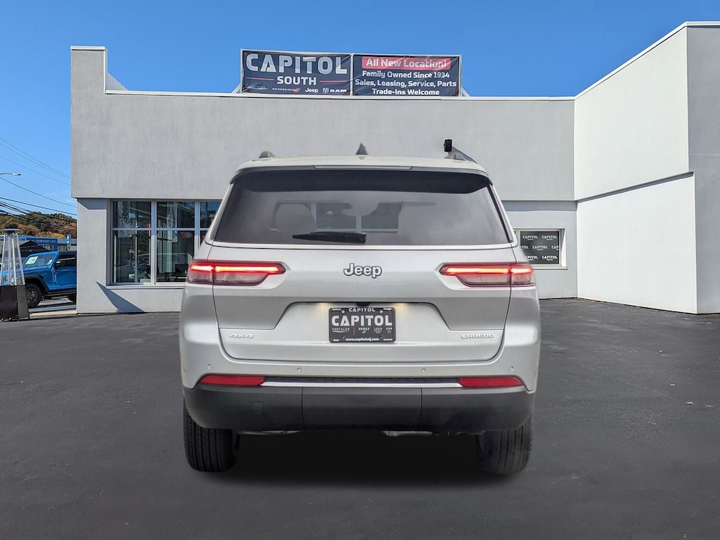 New 2025 Jeep Grand Cherokee L Laredo Sport Utility