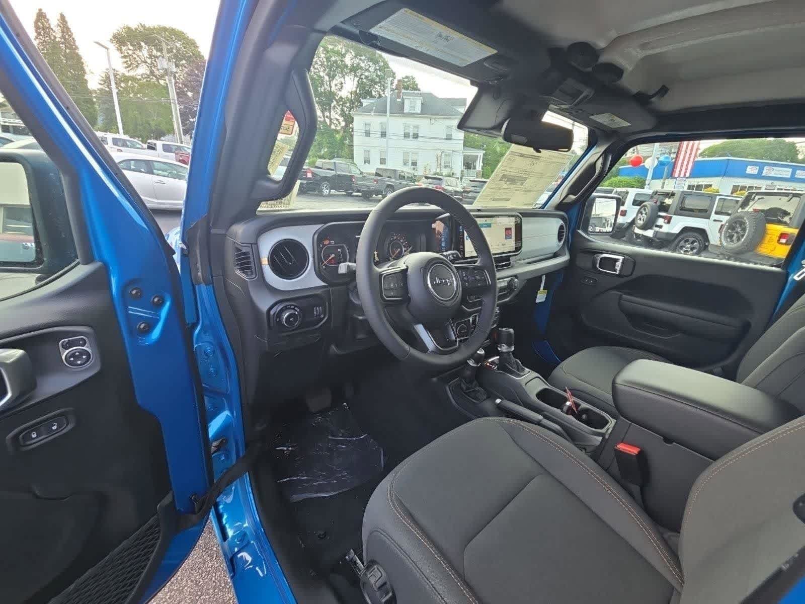 2025 Jeep Wrangler 4-Door Sport S - Photo 12