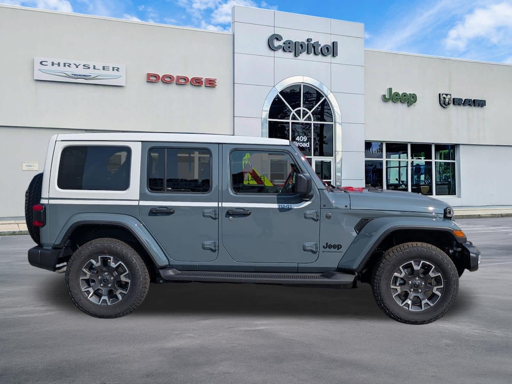 New 2026 Jeep Wrangler 4-DOOR SAHARA Sport Utility