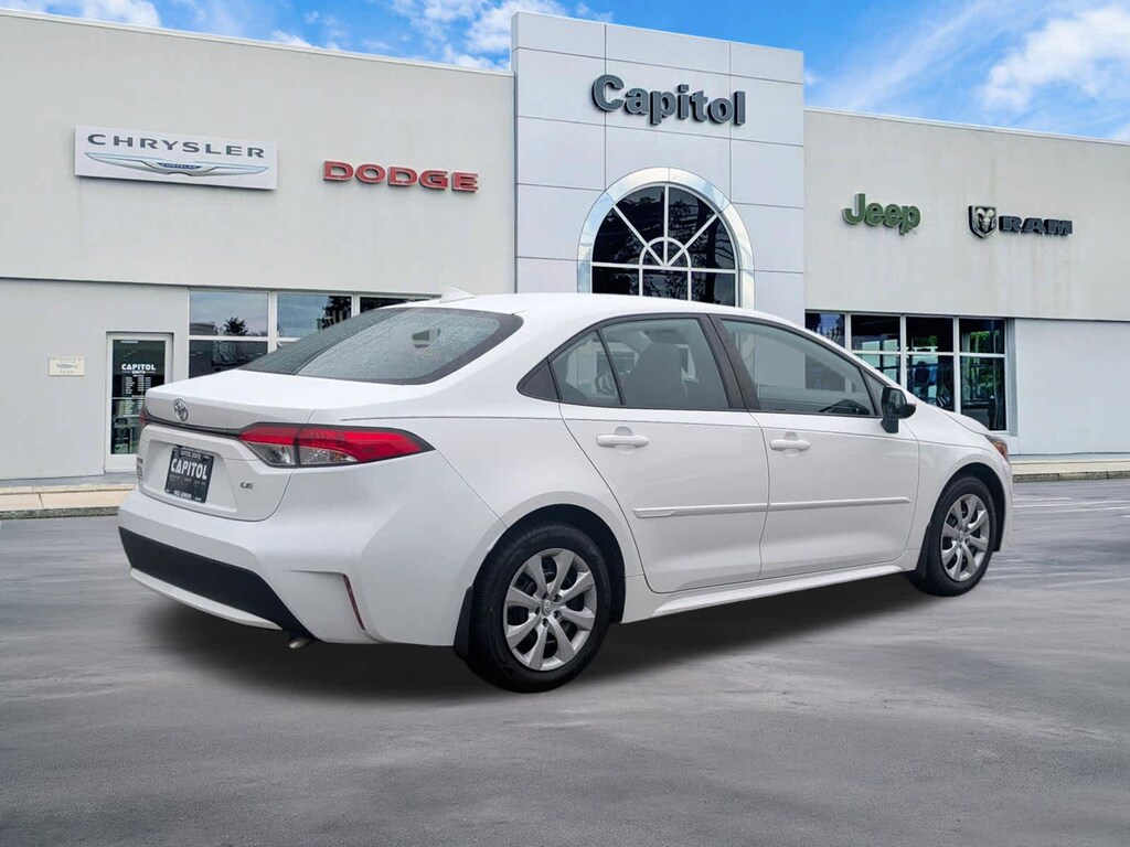 Used 2020 Toyota Corolla LE Sedan