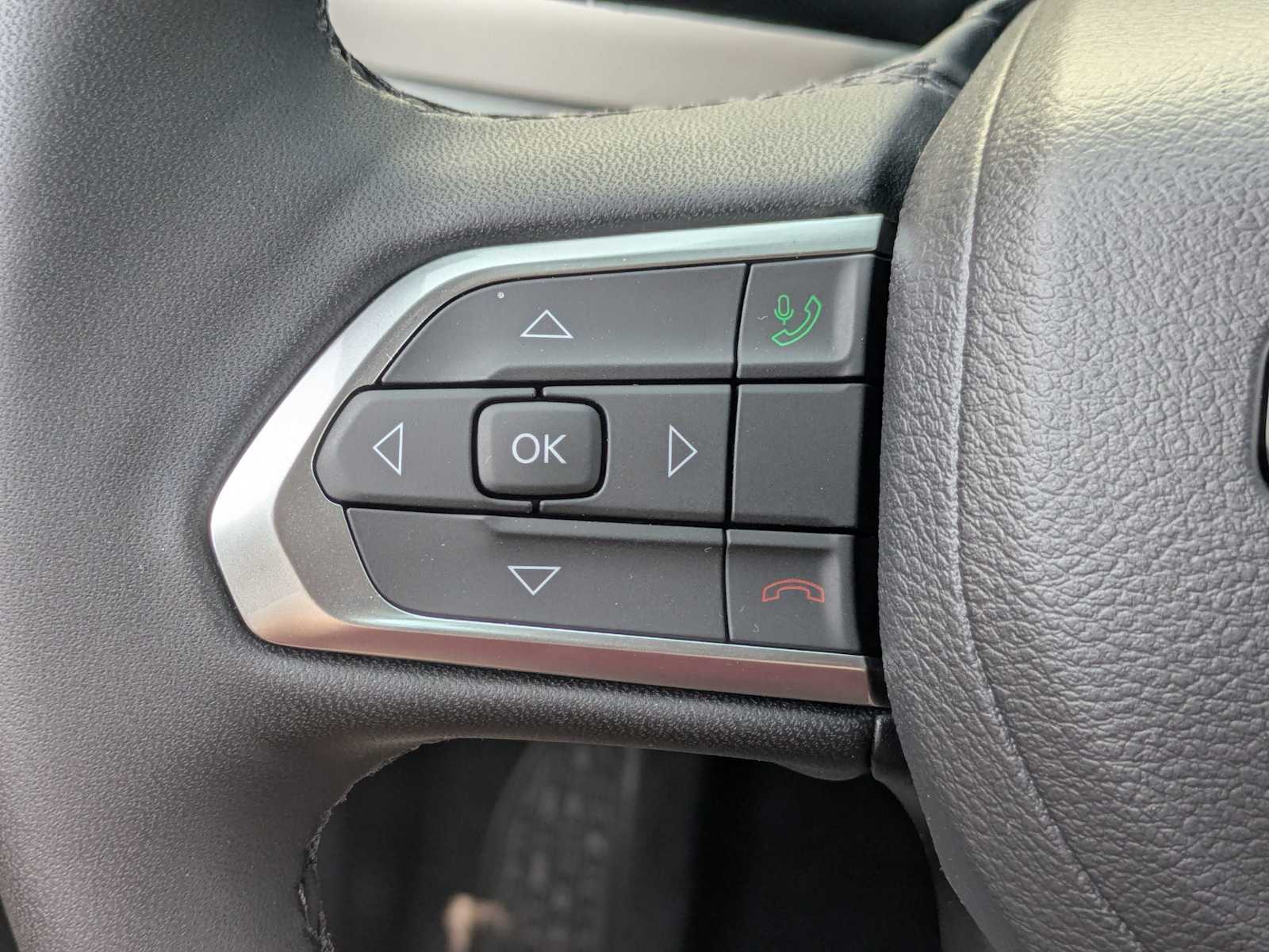 2025 Jeep Compass Limited - Photo 17