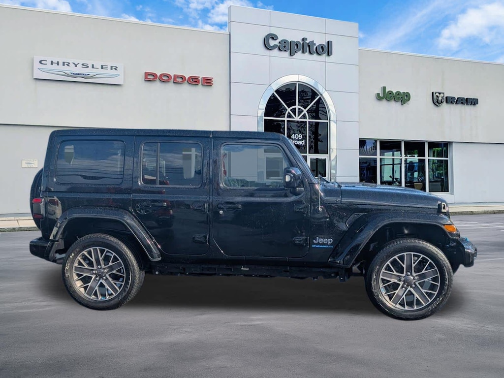 Used 2023 Jeep Wrangler 4xe Sahara High Altitude SUV