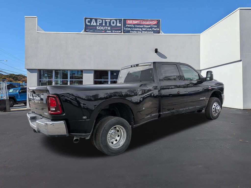 New 2026 Ram 3500 Big Horn 4x4 Crew Cab 8 Box Pickup