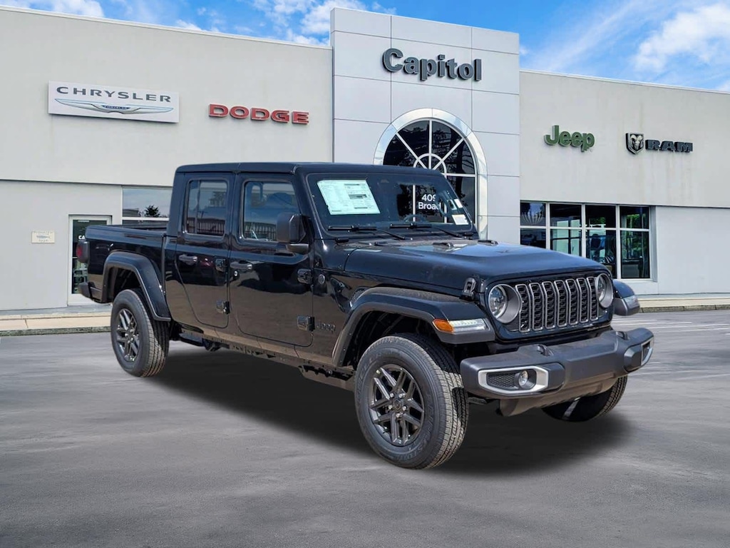 New 2026 Jeep Gladiator Sport S Pickup